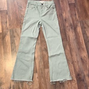 Flare Cropped Sage Jeans